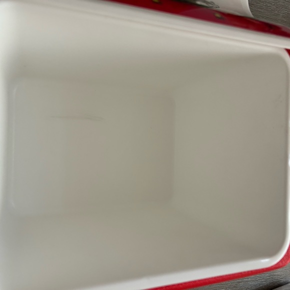 NWT Igloo x Hello Kitty Cooler - Picture 8 of 8